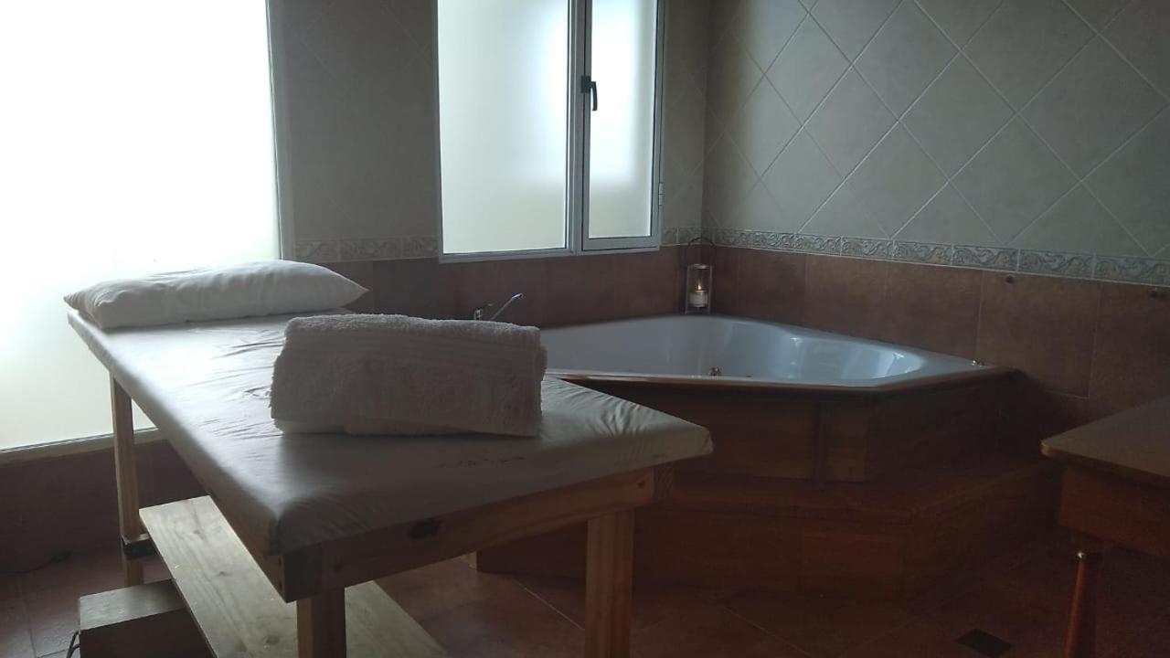 Avellaneda Suites Rio Gallegos Ngoại thất bức ảnh